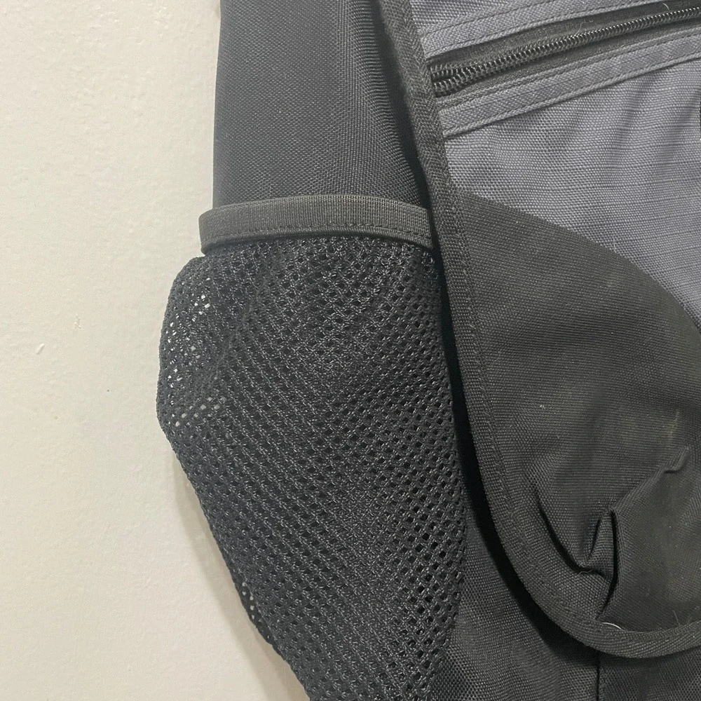 Columbia Sportswear Company Messenger Bag Black‎ Grey Adjustable Strap
